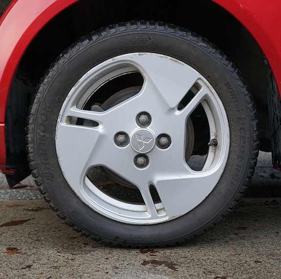 Mitsubishi i-Miev 16 of 30