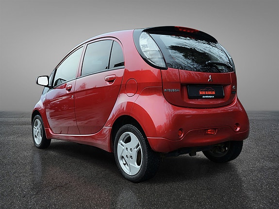 Mitsubishi i-Miev 6 of 30