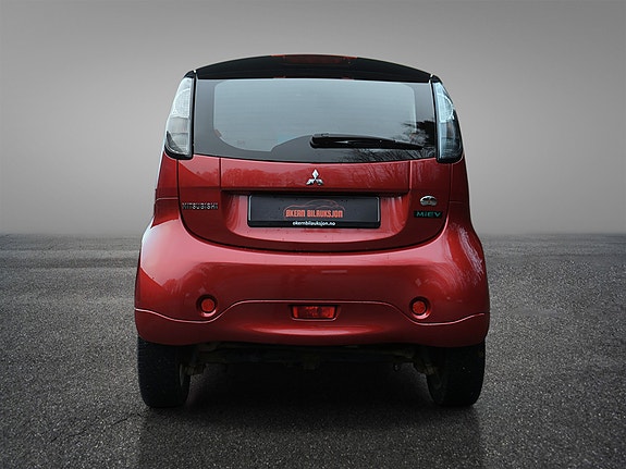 Mitsubishi i-Miev 7 of 30