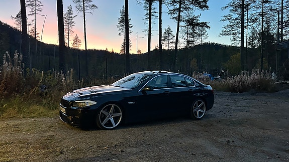 BMW 525d 2 of 13