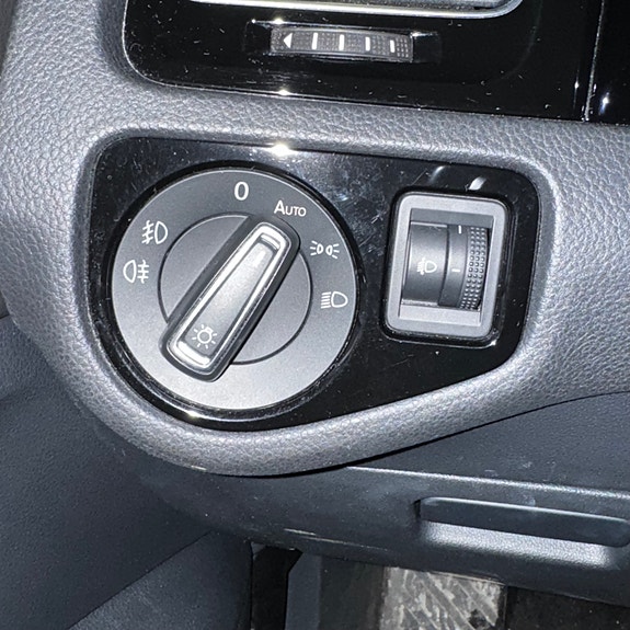 Volkswagen Golf VII 24 of 30