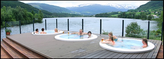 Hot tubs and sauna