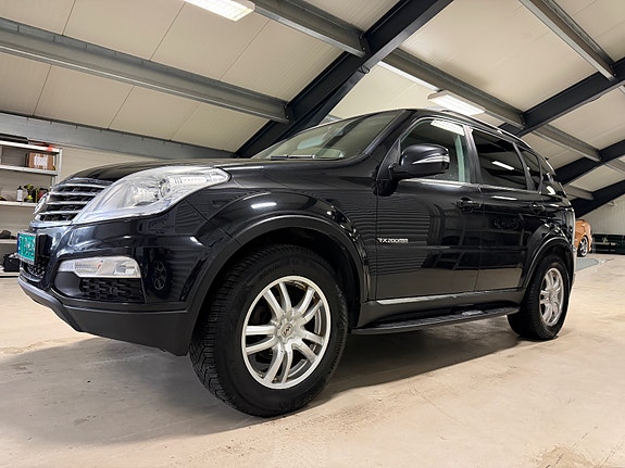 SsangYong Rexton 2 of 29