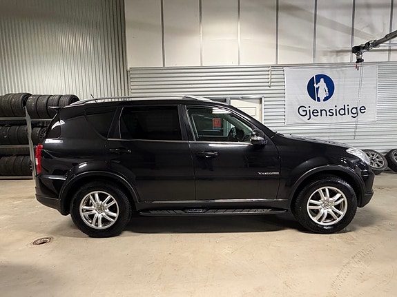 SsangYong Rexton 3 of 29