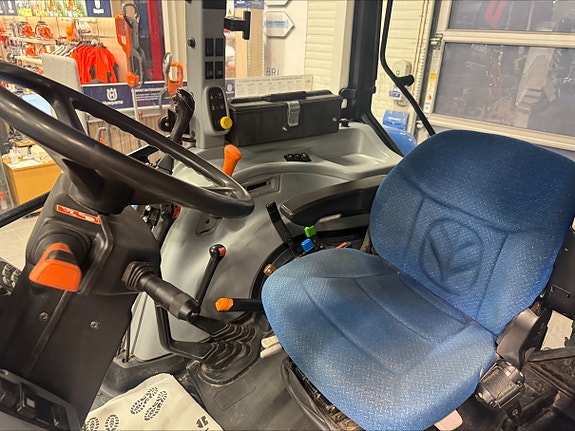 New Holland T5060 2011, kr 420 000,-