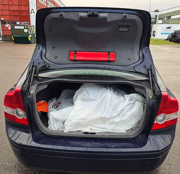 Volvo S40 14 of 25