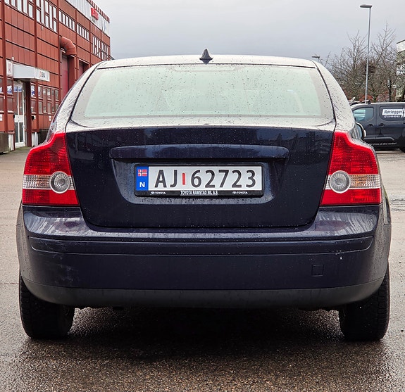 Volvo S40 6 of 25