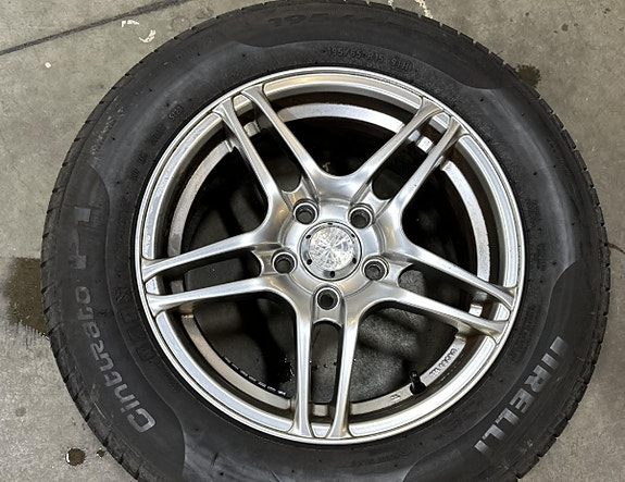 Volvo S40 25 of 25