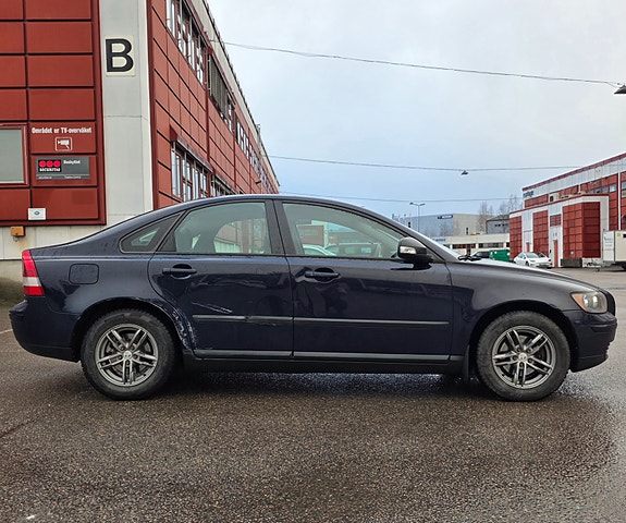 Volvo S40 9 of 25