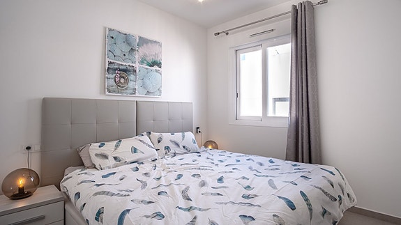 Moderne toppleilighet med 3 soverom og 65 m² privat takterrasse