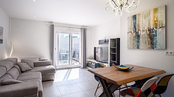 Moderne toppleilighet med 3 soverom og 65 m² privat takterrasse