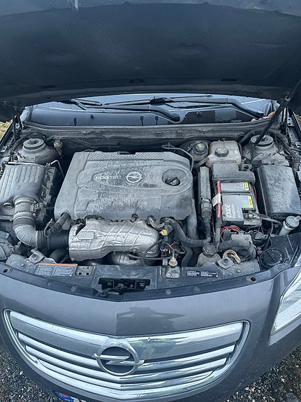 Opel Insignia 3 of 5