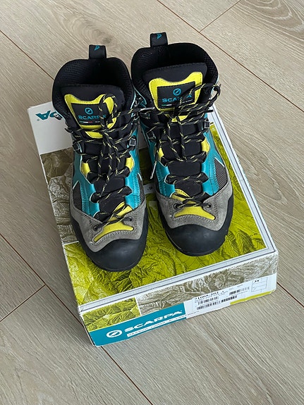 Product image 2 of 9