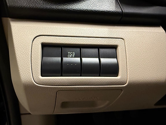 Mazda CX-7 8 of 30