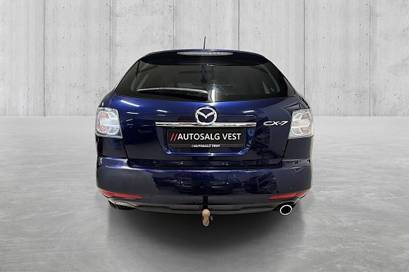 Mazda CX-7 4 of 5