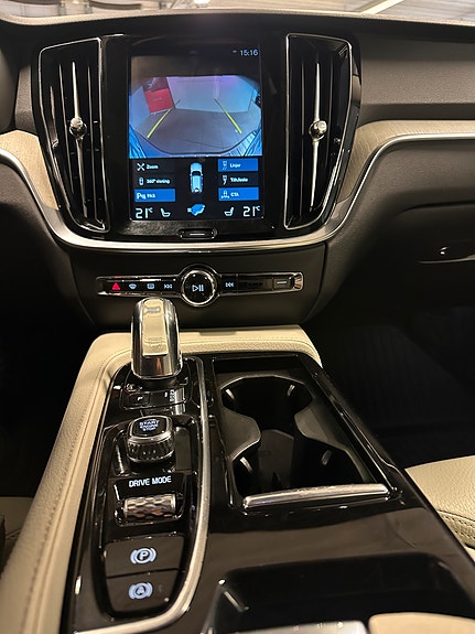 Volvo V60 17 of 22