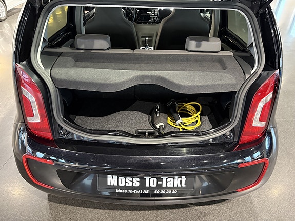 Volkswagen UP! 14 of 30