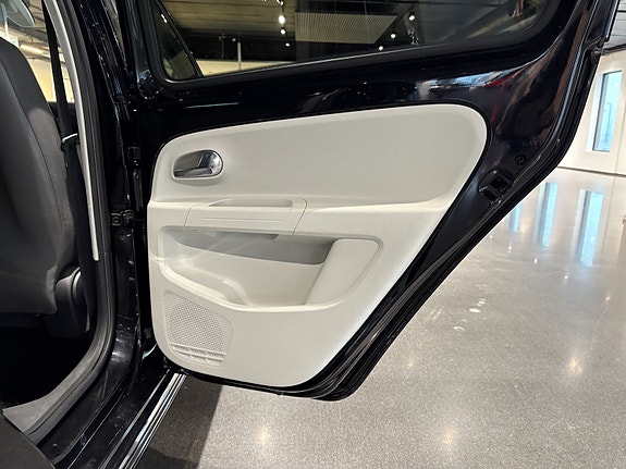 Volkswagen UP! 13 of 30