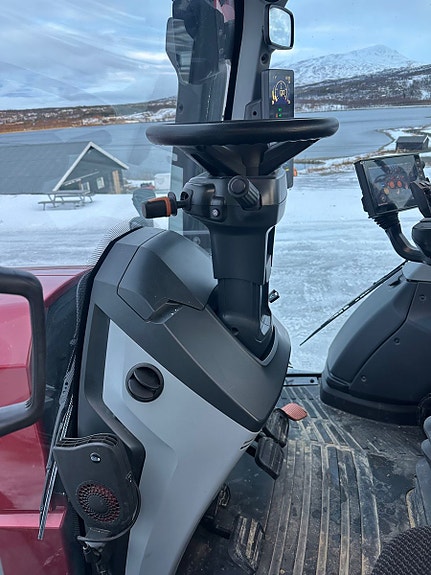 Valtra Q305 Fronthydraulikk/PTO/GPS 2023, kr 2 230 000,-