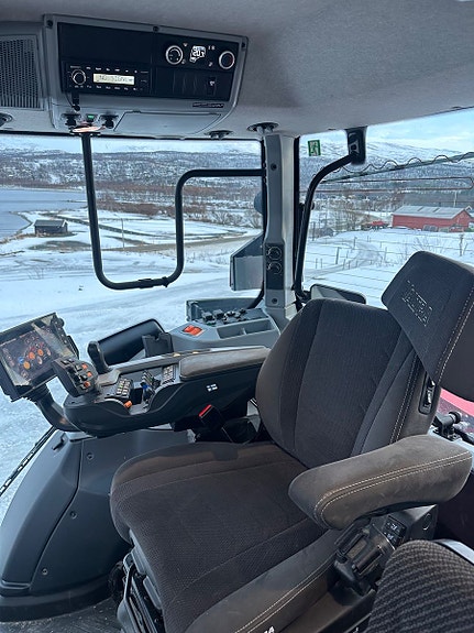 Valtra Q305 Fronthydraulikk/PTO/GPS 2023, kr 2 230 000,-