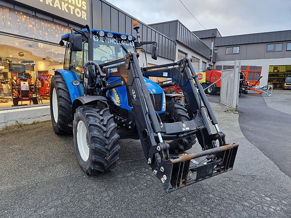 New Holland T5050 2011, kr 425 000,-