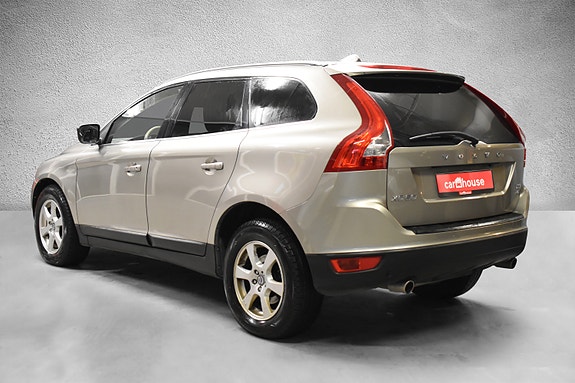Volvo XC60 5 of 5