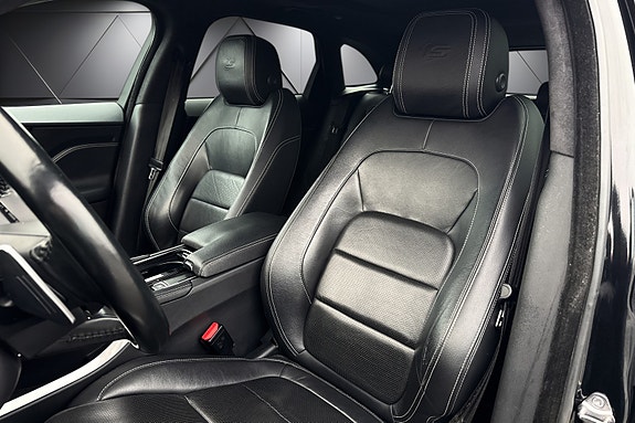 Jaguar F-PACE 12 of 25