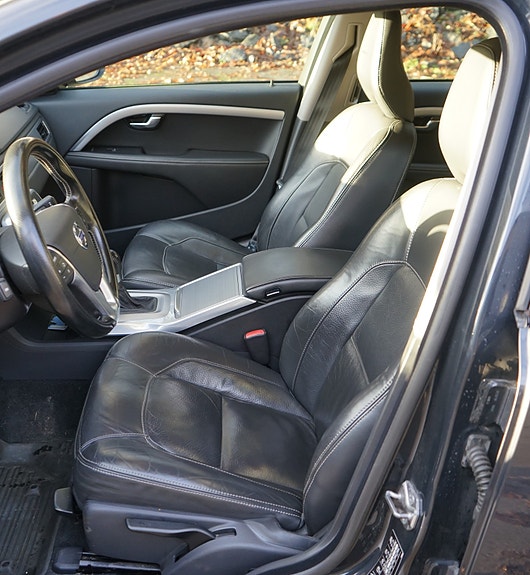 Volvo V70 25 of 30