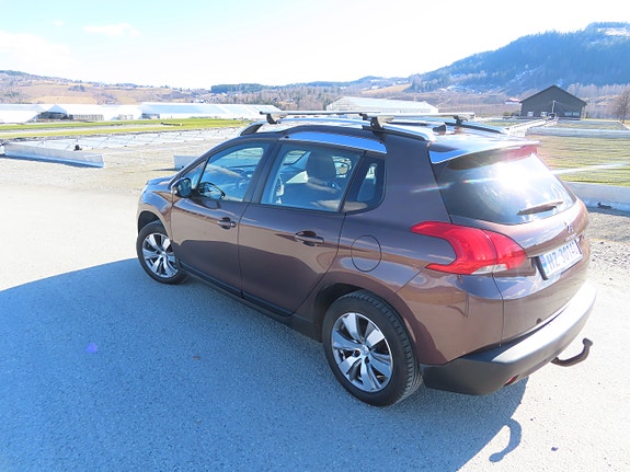 Peugeot 2008 7 of 30