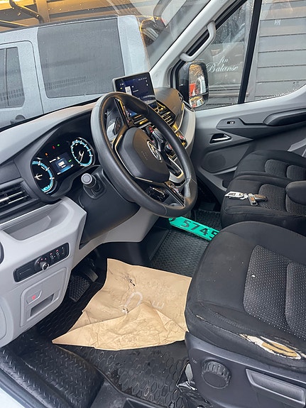 Maxus e-Deliver 9 18 of 18