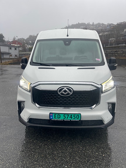 Maxus e-Deliver 9 2 of 18
