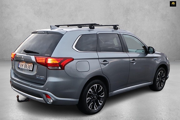 Mitsubishi Outlander 7 of 24