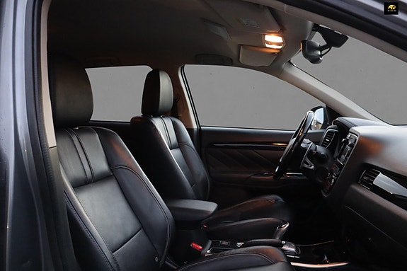 Mitsubishi Outlander 22 of 24