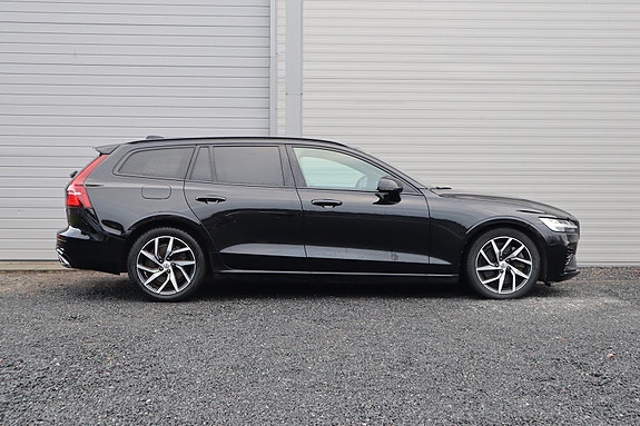 Volvo V60 4 of 5