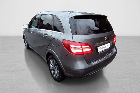 Mercedes-Benz B-Klasse 3 of 5