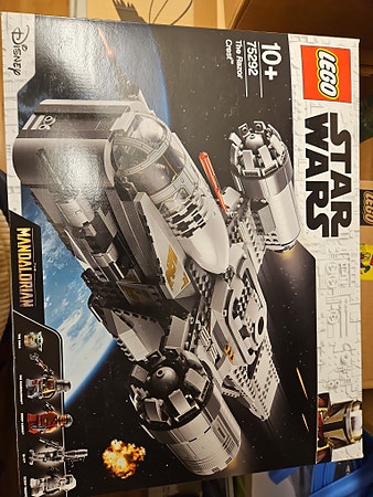 NY LEGO Star Wars - The Razor Crest