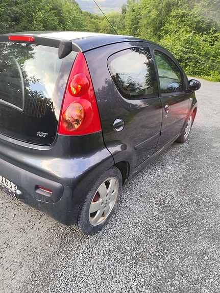 Peugeot 107 12 of 14