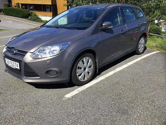 Ford Focus 9 of 13