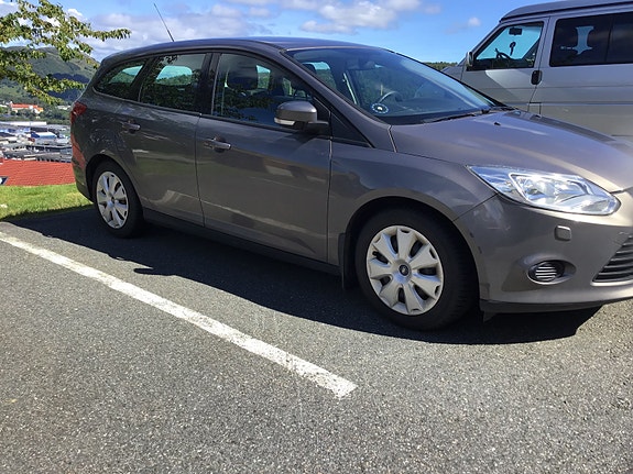 Ford Focus 10 of 13