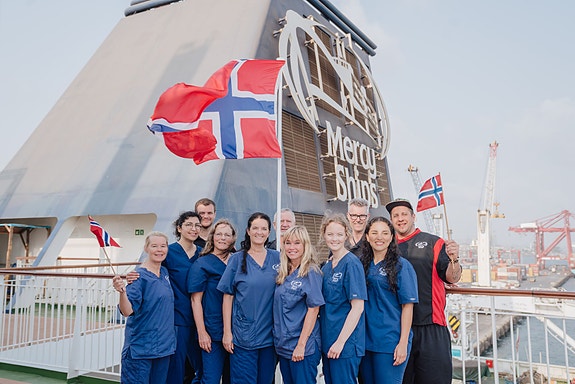 Norske frivillige på "Global Mercy" tidligere i år