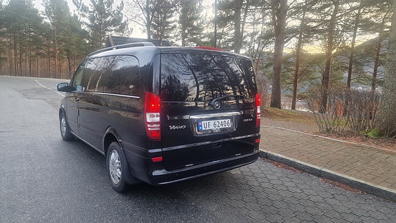 Mercedes-Benz Viano 3 of 5