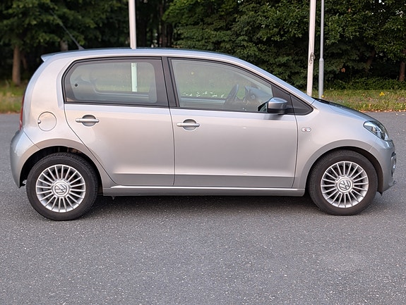 Volkswagen UP! 8 of 20