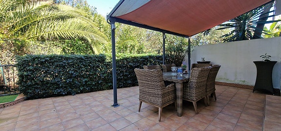 Sørvendt rekkehus med 70 m² terrasse - Like ved golfbanen