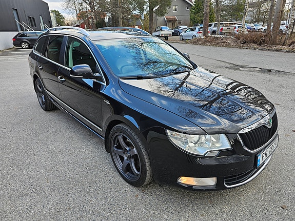 Skoda Superb 5 of 5