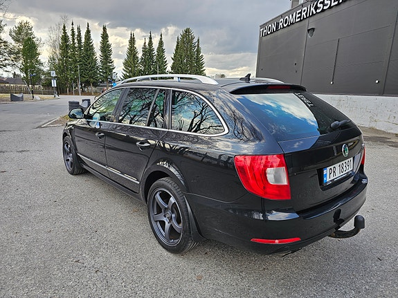 Skoda Superb 4 of 5