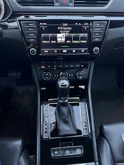 Skoda Superb 10 of 10