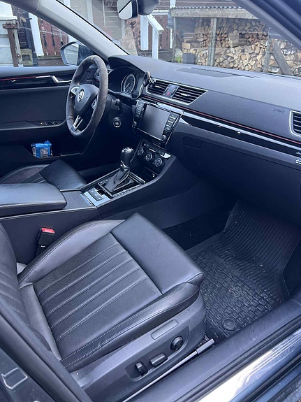 Skoda Superb 6 of 10