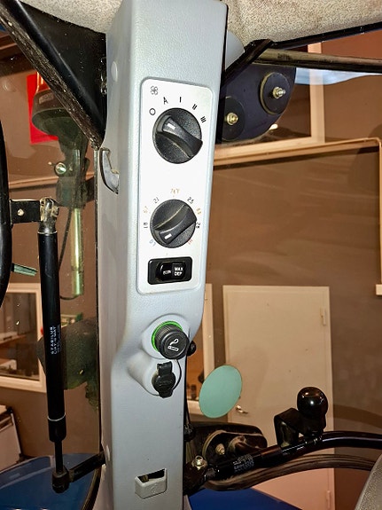 New Holland T6070 2010, kr 435 000,-