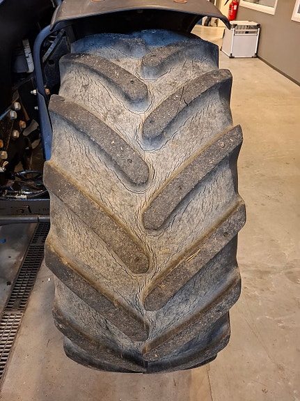 New Holland T6070 2010, kr 435 000,-