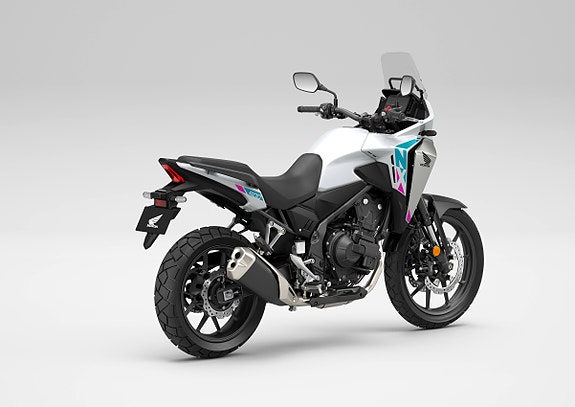 Honda NX500 3 of 5